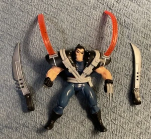 1996 X-Men Battle Brigade Wolverine Patch Total Assault Arsenal ToyBiz Complete - Picture 1 of 2