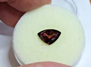 Natural earth-mined deep pink/red zircon gemstone...6.2 carat - Foto 1 di 9