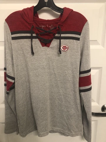 Women’s Size XL Cincinnati Reds lightweight hoody Antigua new Cover