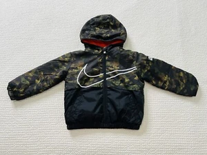 Giacca Nike bambino/ragazzo foderata in pile mimetica con cappuccio idrorepellente full zip 18M - Foto 1 di 7