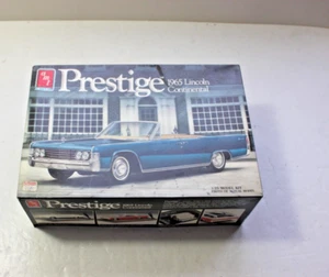 VINTAGE AMT ERTL Prestige 1965 Lincoln Continental 1/25 Model Kit /nice set ! - Picture 1 of 6