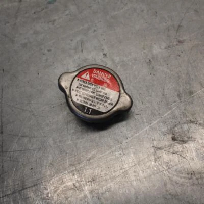 07-08 雅马哈 YZF R1 Radiator 帽子 5SL-12462-00-00 BB439 — 第 1/3 张图片