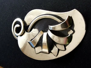 Große, versilberte Brosche Modeschmuck USA 60er Jahre unsigniert - Bild 1 von 7