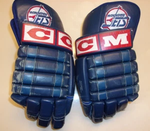 WINNIPEG JETS Tie Domi game-worn CCM Pro Guard gloves team logo on cuffs 1992-95 - Picture 1 of 9