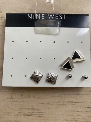 Tres juegos de aretes Nine West Foto 1 de 2