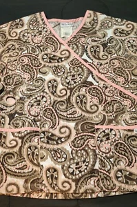 UA Scrubs Women's V-Neck Scrub Top Medium Pink Brown Print - Picture 1 of 11