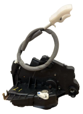 01 02 03 04 05 Pestillo puerta delantera izquierda BMW 325I Lh OEM: 51217011241 - VER FOTOS Foto 1 de 4