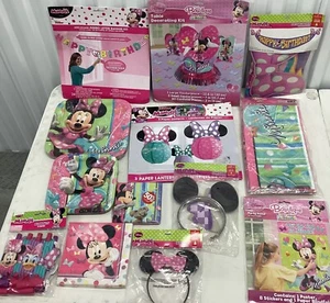 Minnie Mouse Deluxe Party Pack Decor Tableware 13 pieces 8 plates sm lg 16 napk - Picture 1 of 6