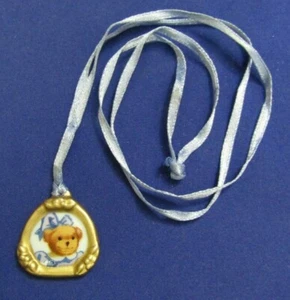 NABCO VanderBear Muffy Club Exclusive 1997 Necklace 15" W/ Ceramic Pendant - Picture 1 of 4