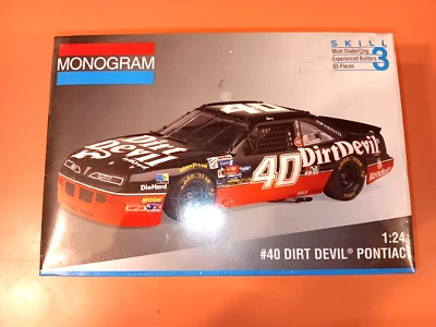 vintage #40 Kenny Wallac Dirt Devil Bahari Pontiac GP Monogram 1/24  Model #2973 - Image 1 of 3