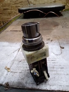 Fuji Electric AH30 Black Push Button - Picture 1 of 7