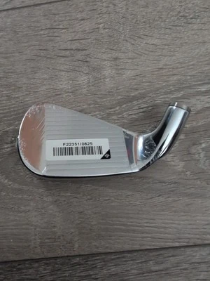 Callaway Paradym  7 Iron Head Only. Right Handed 2 degrees flat Lie. - Image 1 of 4