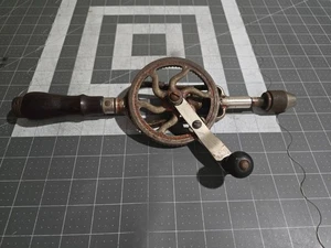 Trapano manuale vintage - Foto 1 di 13