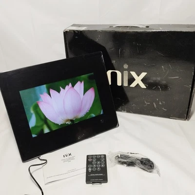 NIX 10.1 Inch Digital Photo Frame - HD Photos & Videos (model X10A) - Image 1 of 4
