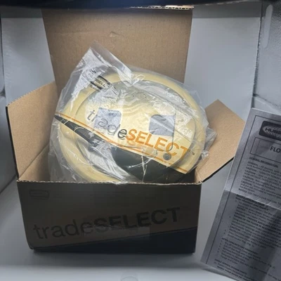 HUBBELL TRADE SELECT RF406BP SOILD BRASS FLOOR BOX FLANGE ASSEMBLY & DOOR COVER. - Image 1 of 3