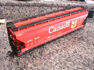 LGB G Gauge The Big Train 42820 Government Of Canada 3 Bay Hopper Freight Car - Picture 1 of 13