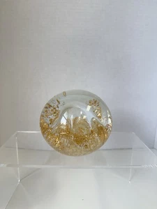 Mid Century Modern Studio Art Glass Paperweight Gold Dust/Star Shaped Bubble WJ4 - Picture 1 of 5
