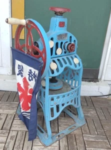 Macchina del ghiaccio rasata manuale, rasoio per ghiaccio KANESO metallo stile retrò Made in Japan - Foto 1 di 11