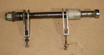 ЗАДНИЙ МОСТ, РЕГУЛЯТОР ЦЕПИ, ПРОКЛАДКИ ------------- 1971 HONDA CL175 SCRAMBLER - Изображение 1 из 2