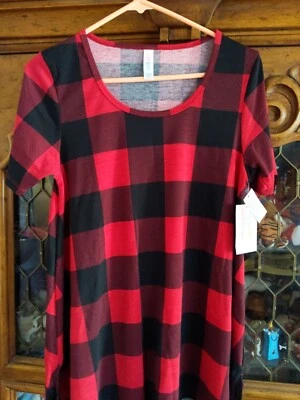 Lularoe Perfect Tee XS NWT Buffalo Plaid 🦄 Unicorn - Image 1 of 4