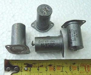 Russian USSR "Grounded" capacitors K75P-4 0.1 uF 750 V. Lot of 12. NOS - Picture 1 of 1