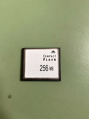 Sandisk CF 256 MB CompactFlash Card (SDCFJ-256-388) - Image 1 of 2