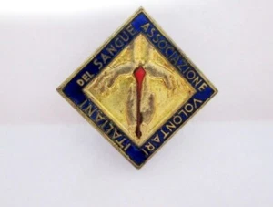 Insignia Asociación Voluntarios Italianos De Sangre - Imagen 1 de 2