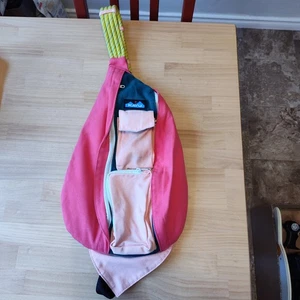 Kavu hellrosa Seil Sling Bag Umhängetasche Kuriertasche Wandern Rucksack Handtasche - Bild 1 von 6