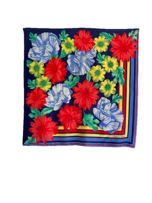 OSCAR DE LA RENTA Multicolor Flower Square Silk Women’s Scarf 31"/30" Ex Con - Image 1 of 4