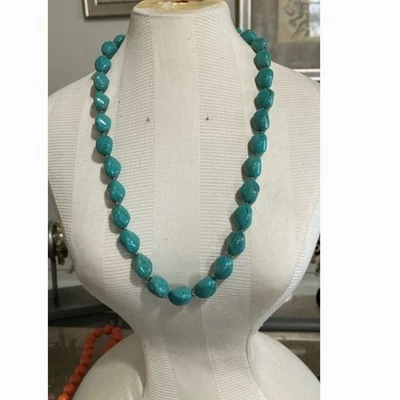 Collar pepita con cuentas de vidrio howlita azul turquesa  Foto 1 de 4