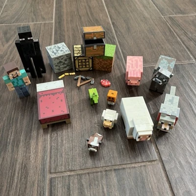 Minecraft toys - Image 1 of 4