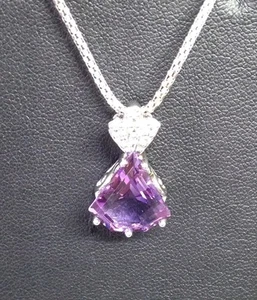 925 Sterling Silver Amethyst & White Topaz pendant with chain BNIB ref 286 & 626 - Picture 1 of 1