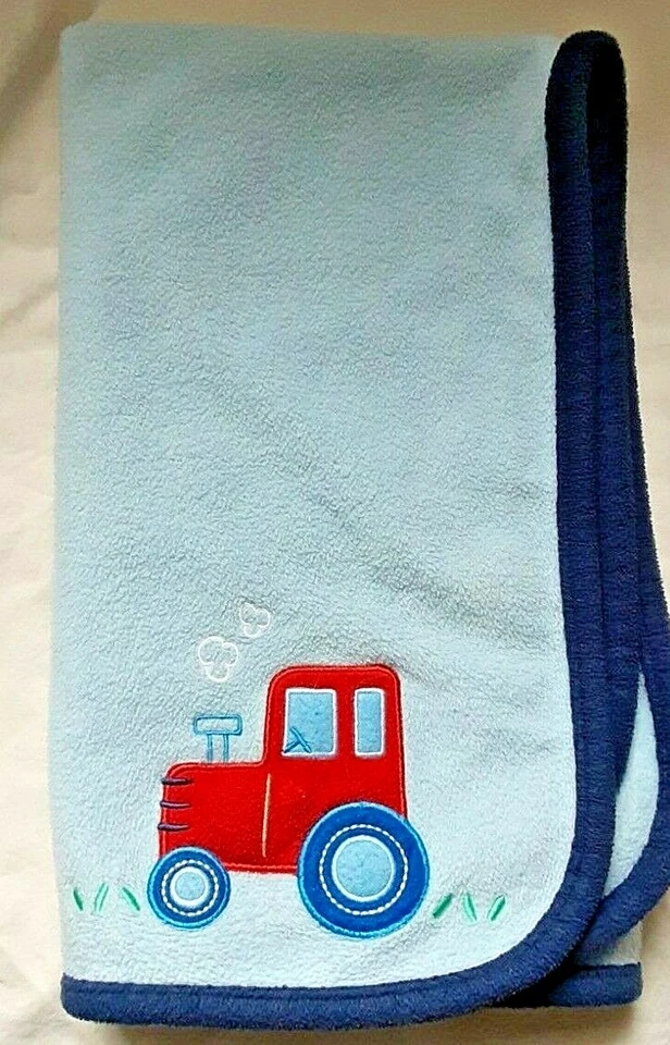 Manta Carter's Child of Mine Azul Niño Bebé Rojo Tractor Suave Vellón Granja  Foto 1 de 3