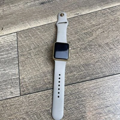 Apple Watch Series 1 GPS Smartwatch Gray Strap 38mm Touchscreen Aluminum Case - Image 1 of 4
