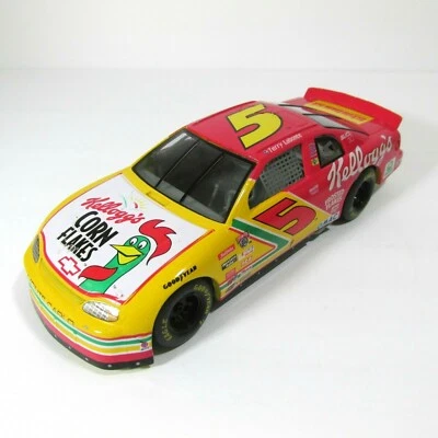 Chevrolet Montecarlo NASCAR 1995 Corn Flakes Terry Labonte número 5 escala 1:24 Foto 1 de 4