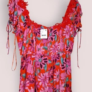 Free People Floral Maxi Dress- Short Sleeve-Embroidered Front Detail- Small-BNWT - Picture 1 of 9