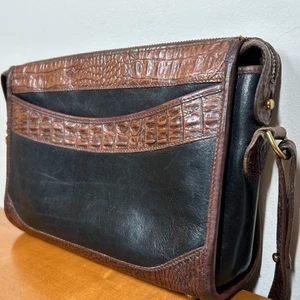 Bolso de Hombro Brahmin Toscano Cuero Marrón Negro Cocodrilo Repujado Silencioso Lujo De Colección - Imagen 1 de 24