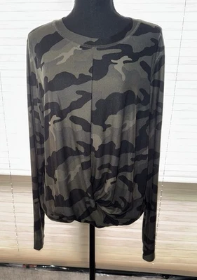 Old Navy Active Breath On Womens Camo Shirt Green Black Gathered Size XLT - Image 1 of 4