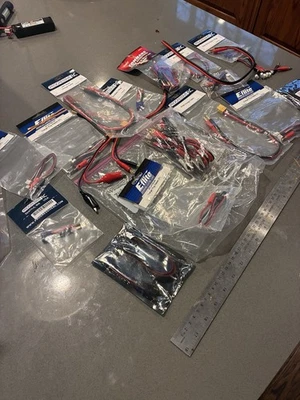 73. Gran Lote Nuevo de Lote Antiguo Adaptadores Conectores Extensiones Para Balsa R/C Modelo Avión Foto 1 de 4