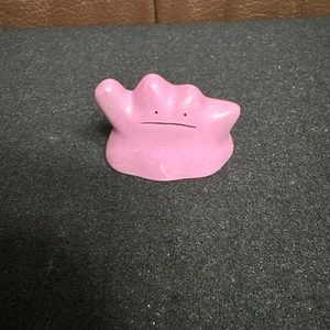 TOMY Pokemon DITTO 1.5" Mini Figure CGTSJ Nintendo Collectible Vintage Toy Rare - Picture 1 of 4