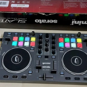 Gemini DJ SLATE Performance DJ Controller VirtualDJ Serato 24bit Audio Interfac - Bild 1 von 16