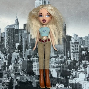 Bratz Puppe Wintertime Winter Wonderland Cloe - Bild 1 von 5