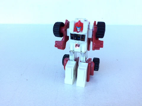 TRANSFORMERS VINTAGE G1 SWERVE, Legion Reissue 2018 Cover
