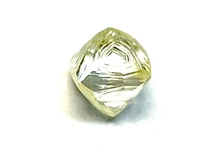 1,42 Karat einzigartiger ungeschliffener Rohdiamant - Bild 1 von 3