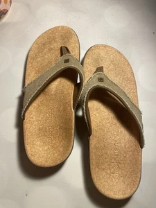 Spenco Sz 9 Women’s Flip Flops - Picture 1 of 3