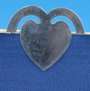 VINTAGE STERLING SILVER BOOKMARK - HEART - 5 CM -    [56] - Bild 1 von 1