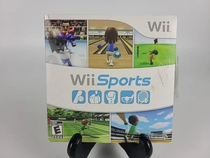 Nintendo Wii Sports Game Complete w/ Sleeve & Manual Tested Works - Picture 1 of 9