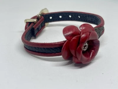 Brighton Rojo Rosa Negro Rayas Cuero Hebilla Pulsera Rojo Rosa Corbata Pelo Conjunto Foto 1 de 4