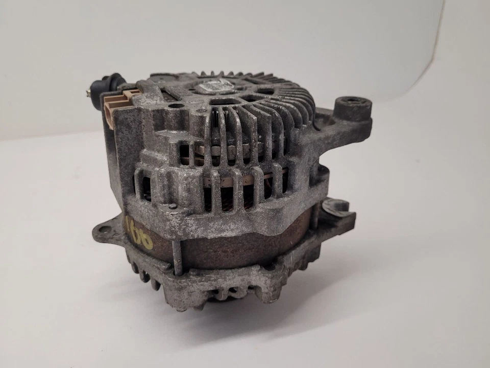 Alternador Ford Flex 2009-2019 sin turbo 175 amperios 8A4T10300AD Foto 1 de 4