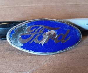 28 29 30 Model A Ford script radiator grille badge emblem patina brass blue oval - Bild 1 von 3
